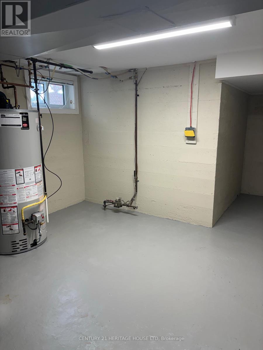 11 Barnes Street, St. Thomas, ON - Indoor Photo Showing Basement