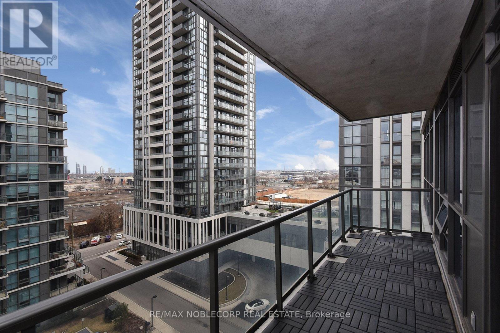 802 - 1185 The Queensway, Toronto, ON - Outdoor With Balcony
