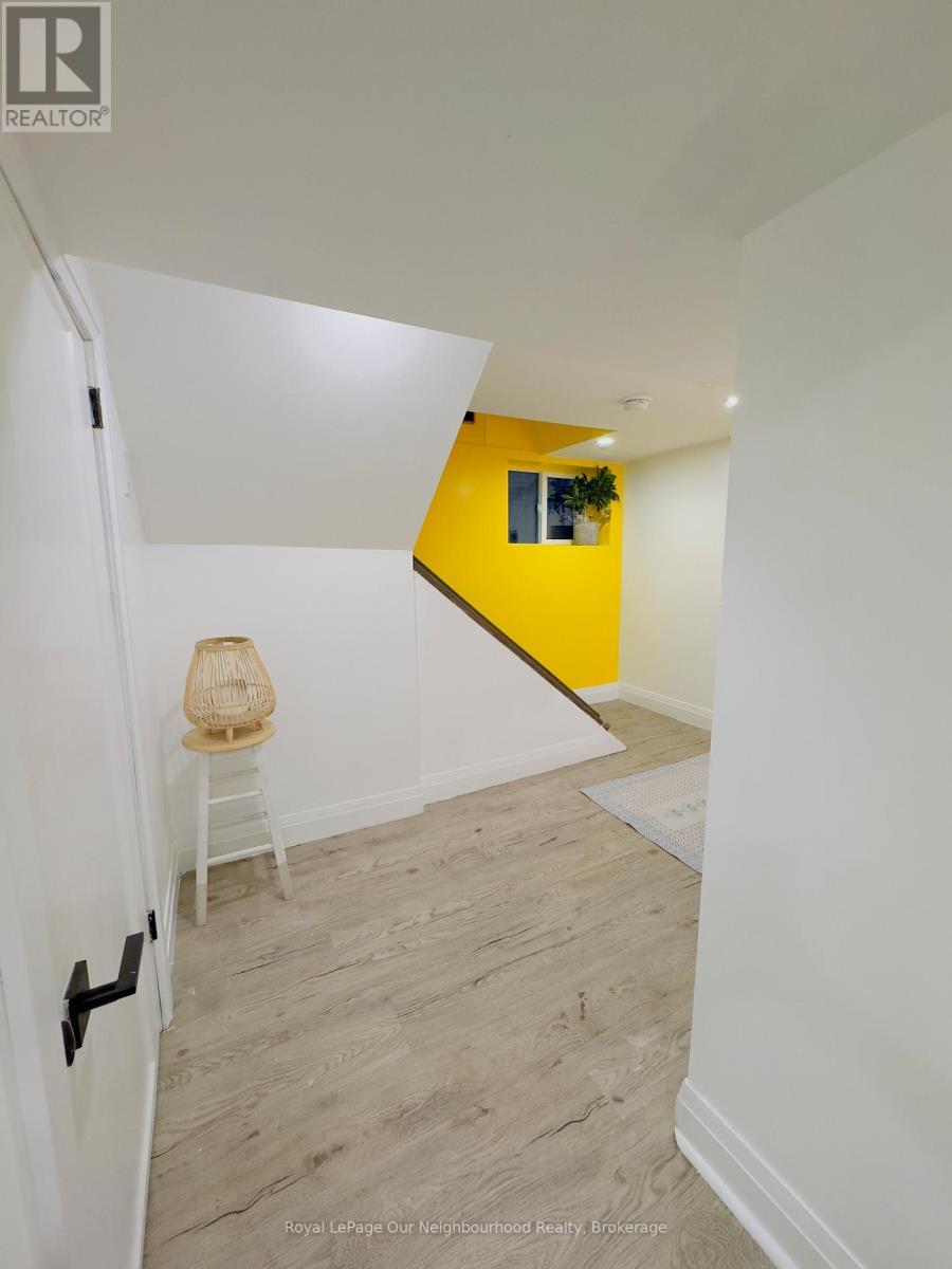 Basement - 196 Walnut Street S, Hamilton, ON - Indoor Photo Showing Other Room