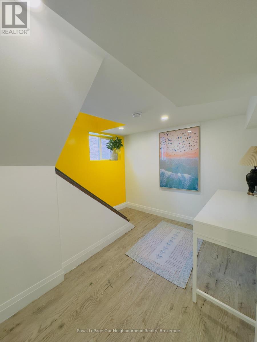 Basement - 196 Walnut Street S, Hamilton, ON - Indoor Photo Showing Other Room