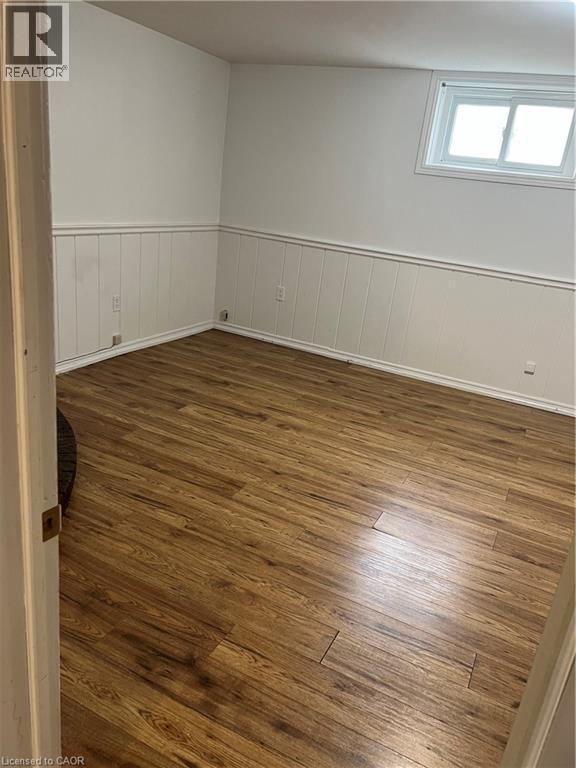 8 Myrtle Avenue Unit# Lower, St. Catharines, ON - Indoor Photo Showing Other Room