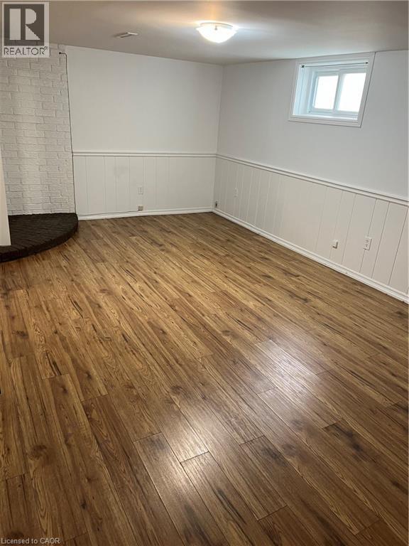 8 Myrtle Avenue Unit# Lower, St. Catharines, ON - Indoor Photo Showing Other Room