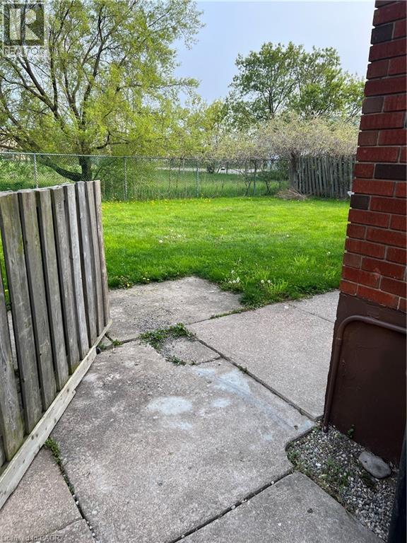 8 Myrtle Avenue Unit# Lower, St. Catharines, ON - Outdoor