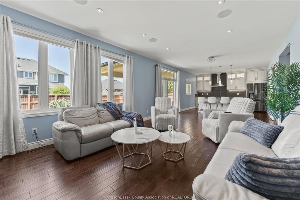 1380 Pascal, Lakeshore, ON