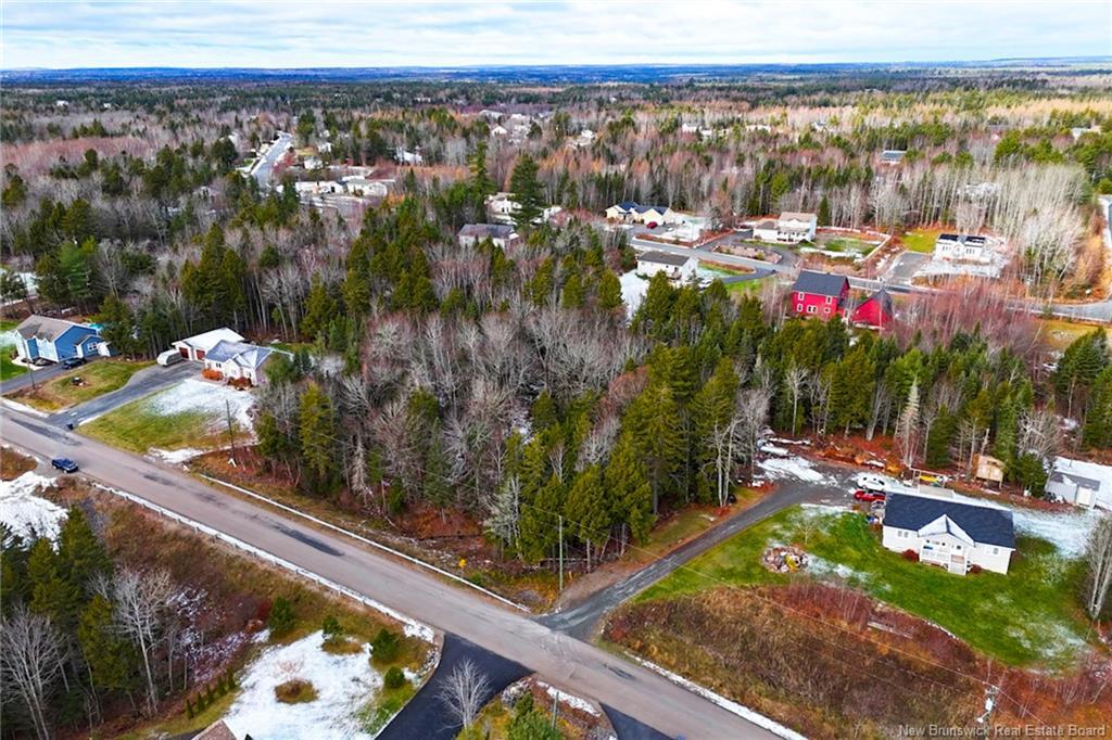 20 Hannah Cres, Fredericton, NB