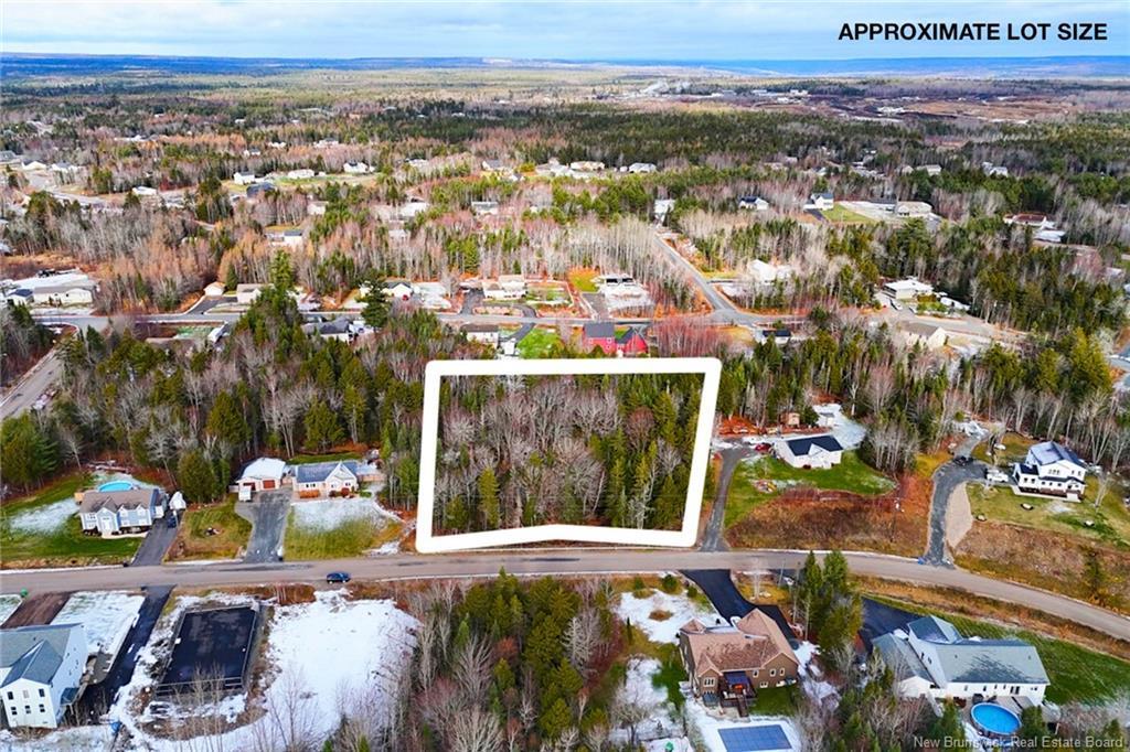 20 Hannah Cres, Fredericton, NB