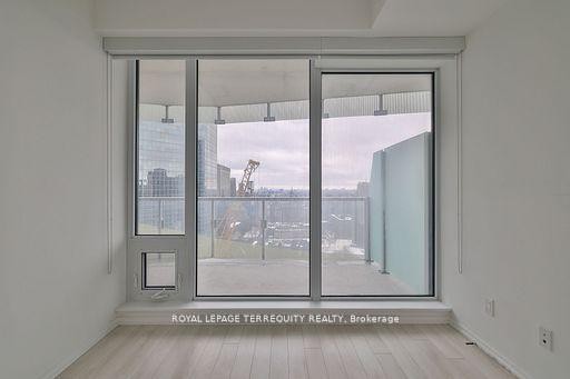 2709-197 Yonge Street, Toronto, ON - Indoor Photo Showing Other Room