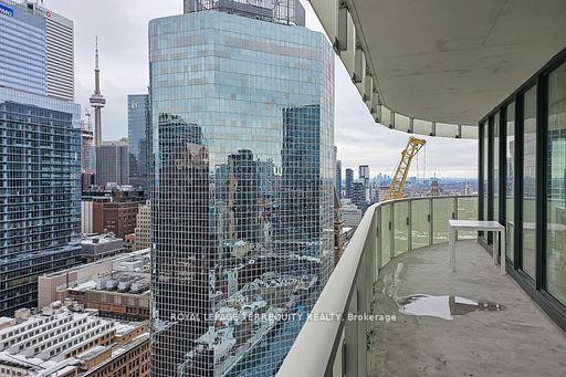 2709-197 Yonge Street, Toronto, ON -