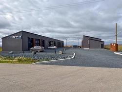 9 40 North Gate Drive Steinbach, MB R5G 1A6