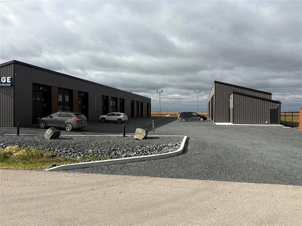 9 40 North Gate Drive, Steinbach, MB