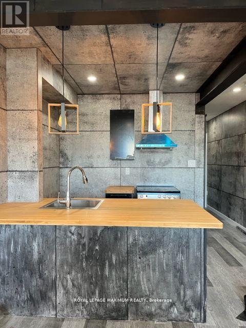 3 - 1839 Davenport Road, Toronto, ON - Indoor Photo Showing Kitchen With Double Sink