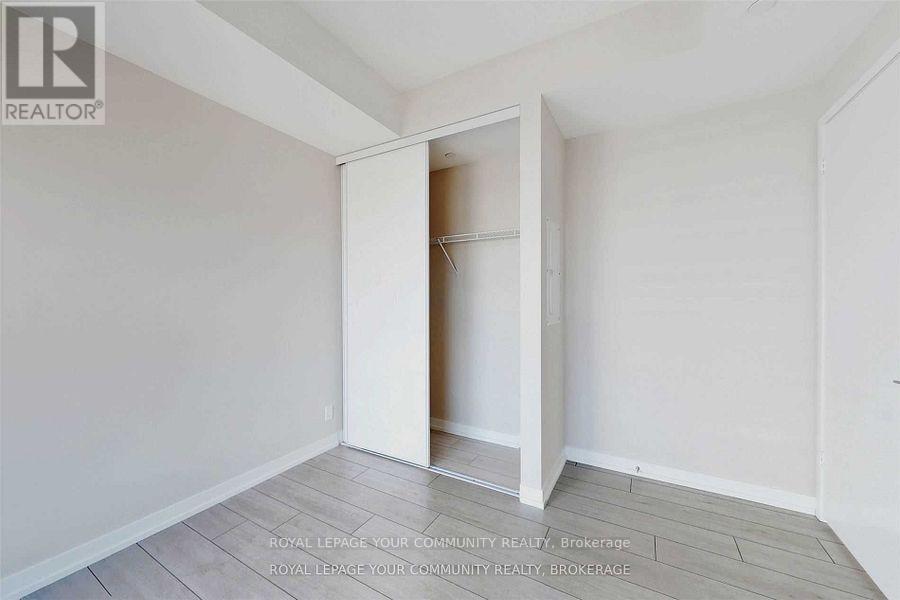 5211 - 5 Buttermill Avenue, Vaughan, ON - Indoor Photo Showing Other Room