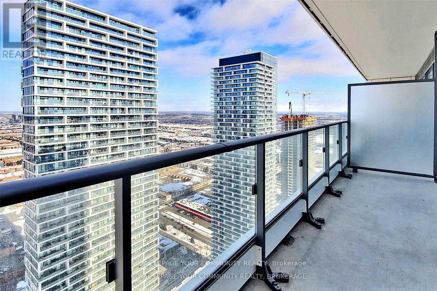 5211 - 5 Buttermill Avenue, Vaughan, ON - Outdoor With Balcony