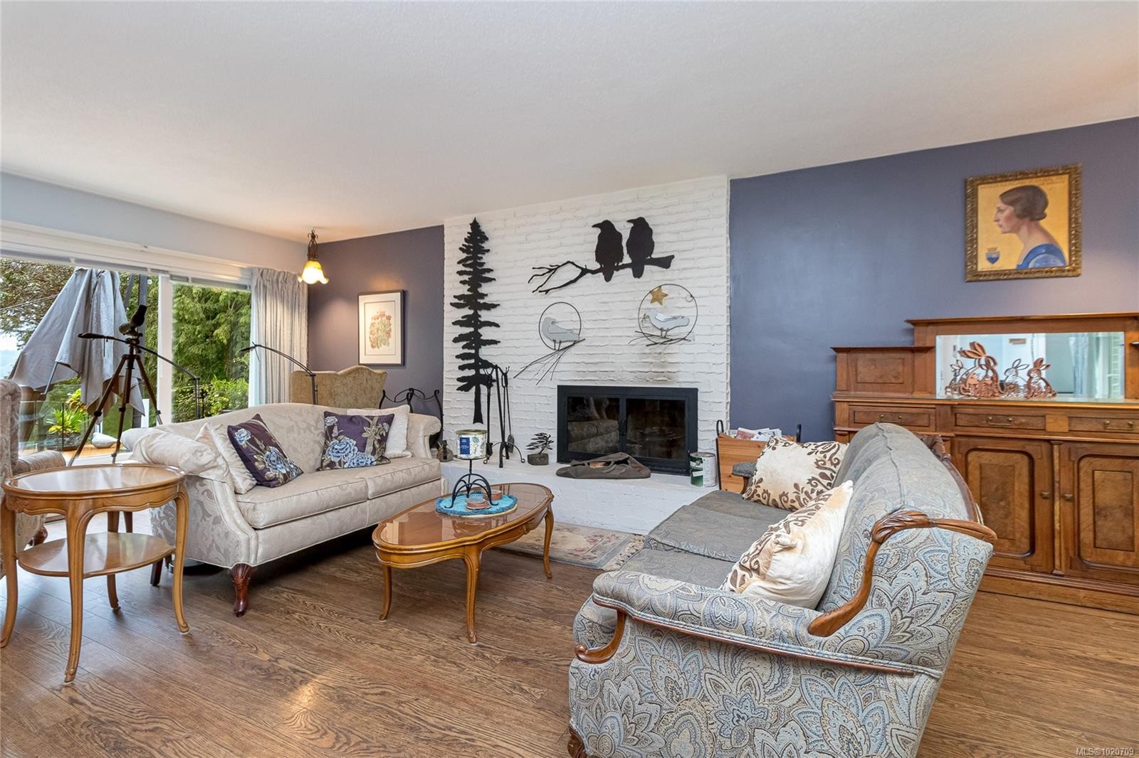 5182 Santa Clara Ave, Saanich, BC