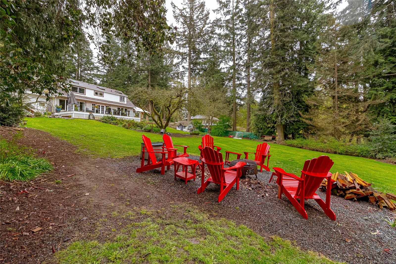 5182 Santa Clara Ave, Saanich, BC