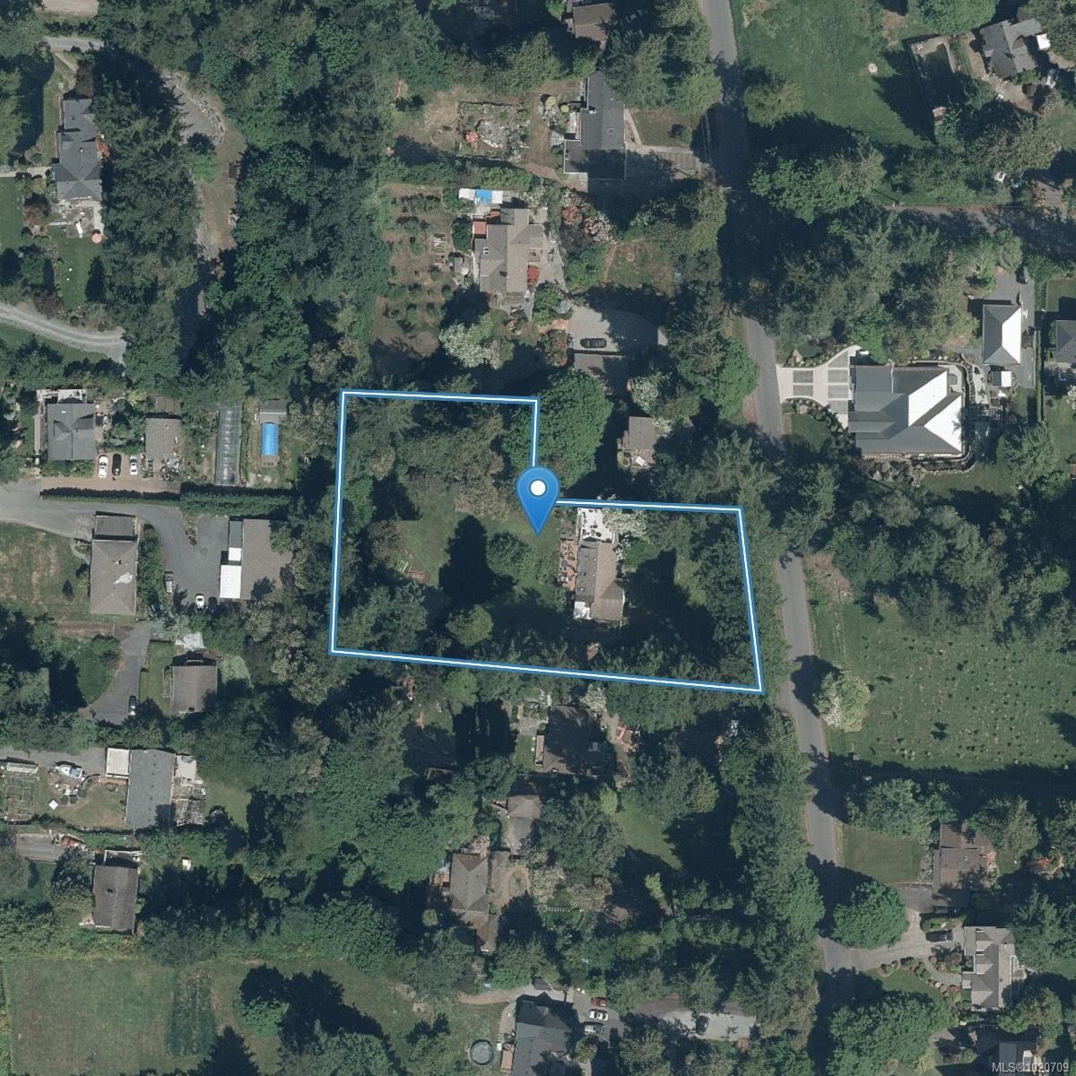 5182 Santa Clara Ave, Saanich, BC