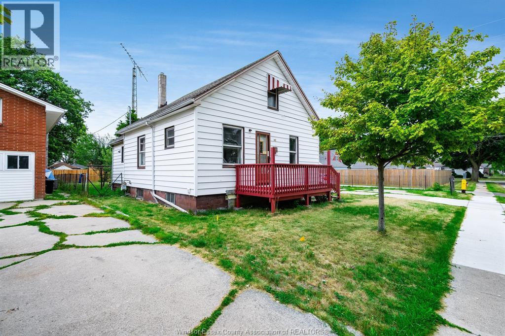 101 Mill Street East, Leamington, ON - Outdoor