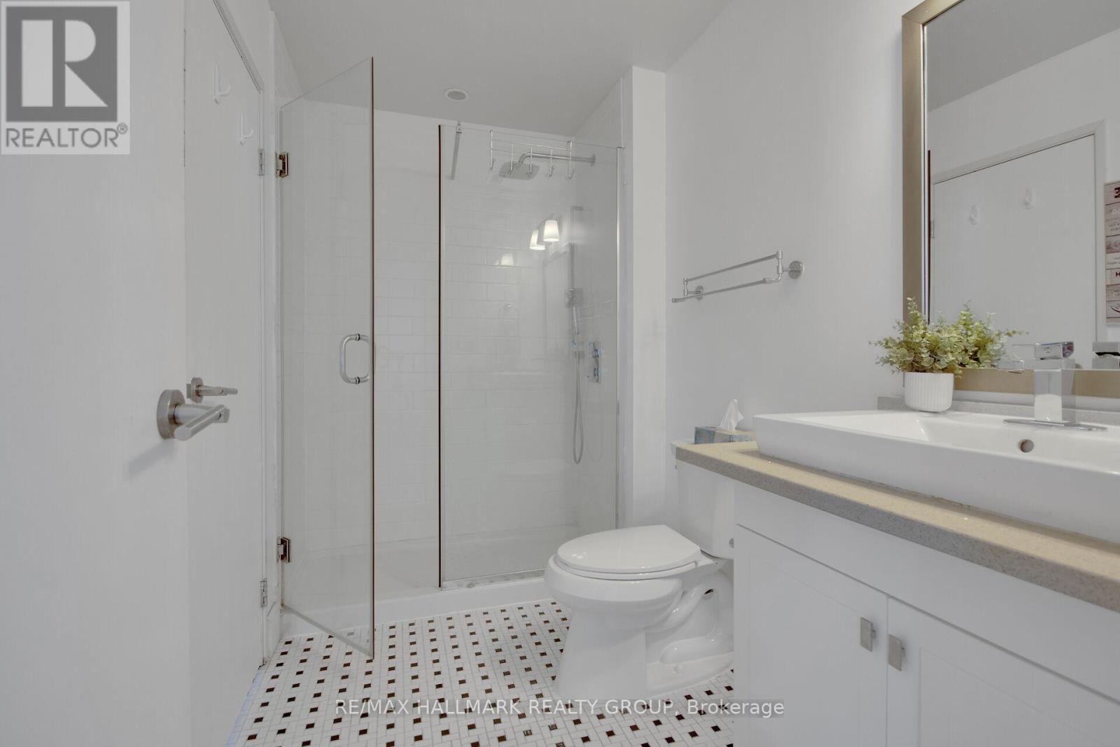 Main bath - 208 - 555 Anand Private, Ottawa, ON - Indoor Photo Showing Bathroom