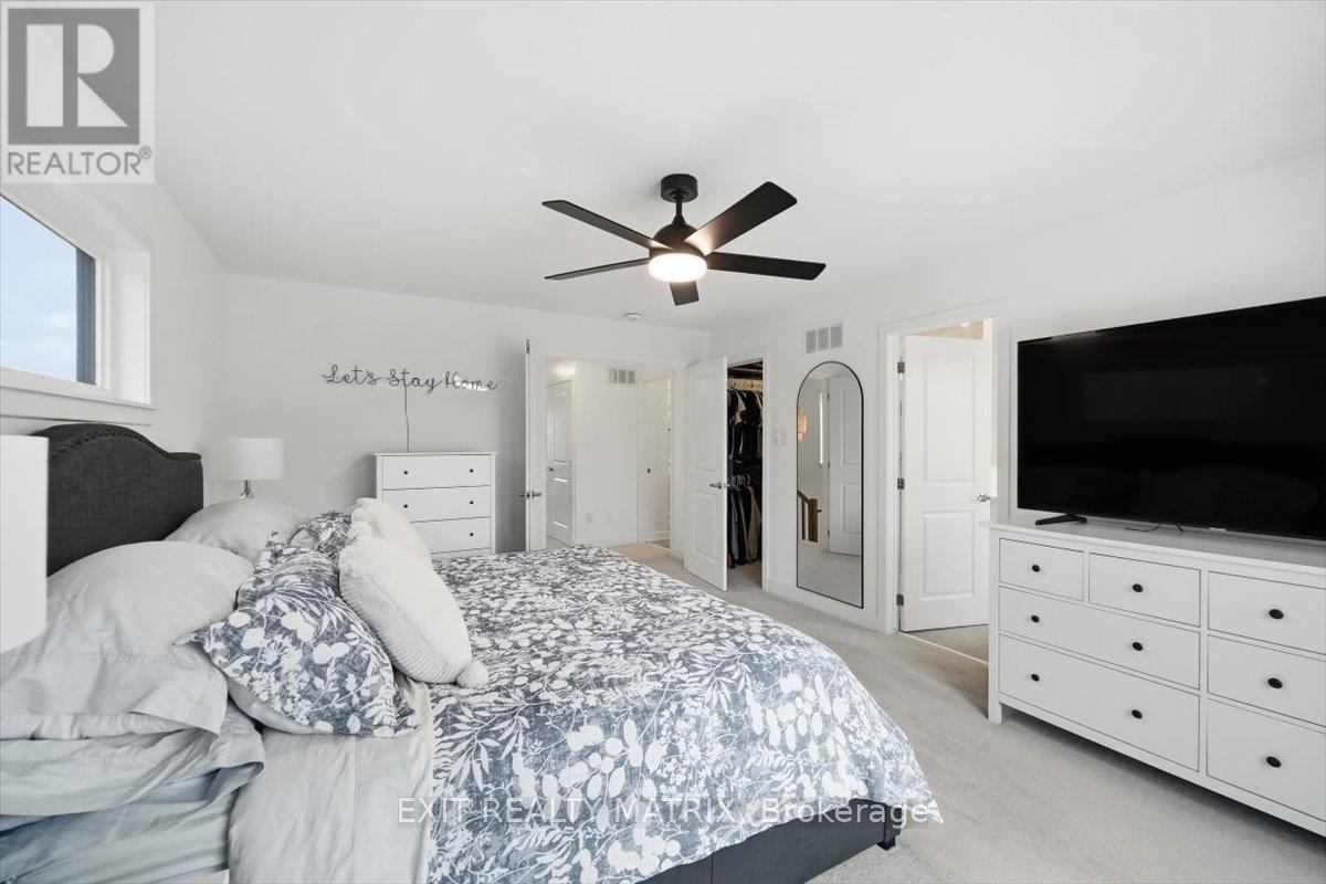 641 Putney Crescent, Ottawa, ON - Indoor Photo Showing Bedroom