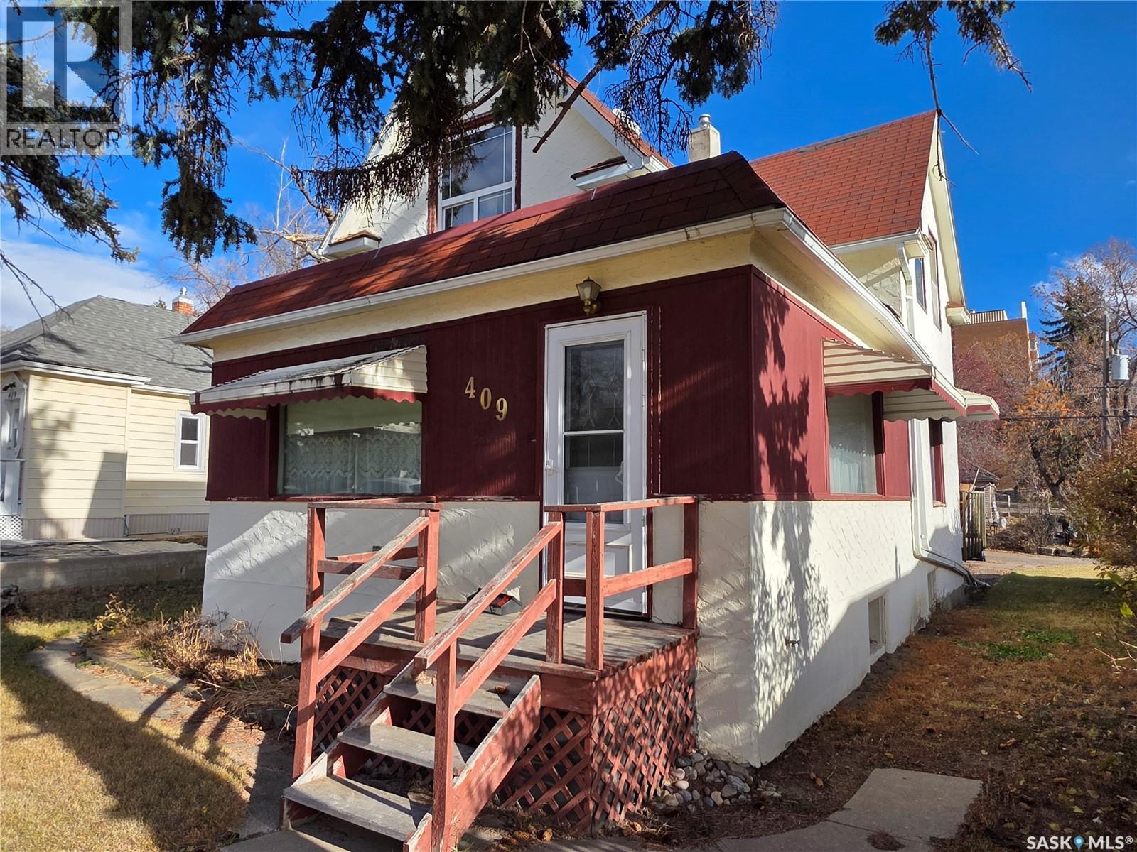 409 2Nd Avenue Ne, Swift Current, SK - Outdoor