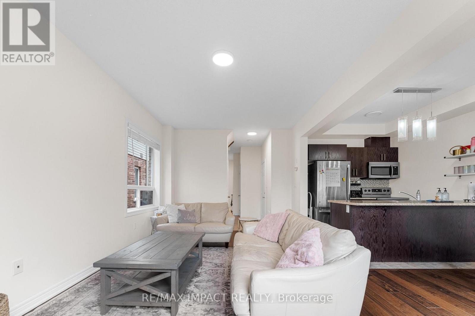 12 - 5084 Alyssa Drive, Lincoln, ON - Indoor Photo Showing Other Room