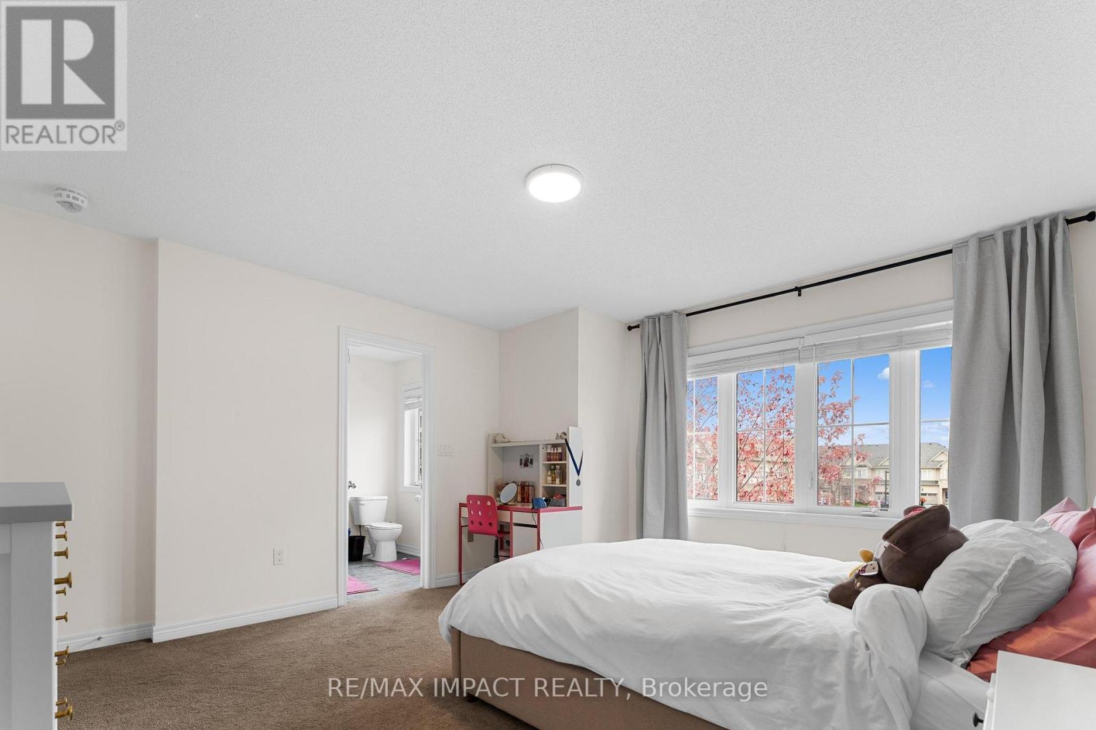 12 - 5084 Alyssa Drive, Lincoln, ON - Indoor Photo Showing Bedroom