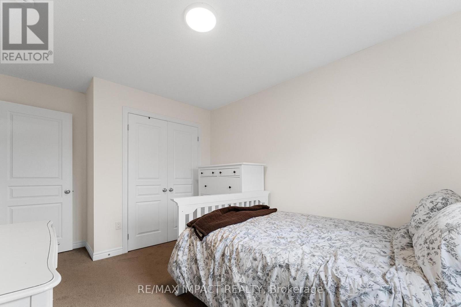 12 - 5084 Alyssa Drive, Lincoln, ON - Indoor Photo Showing Bedroom