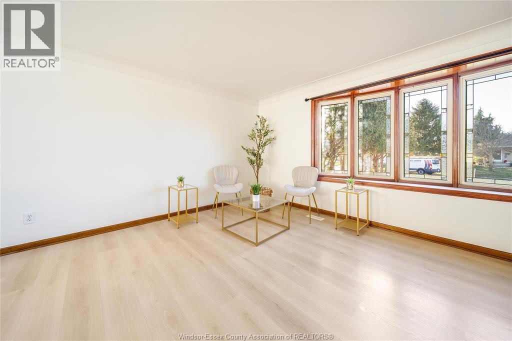 9223 Esplanade Drive, Windsor, ON - Indoor Photo Showing Other Room