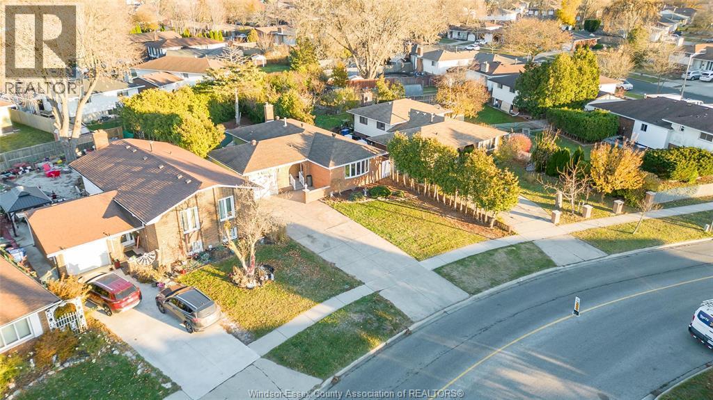 9223 Esplanade Drive, Windsor, ON - Outdoor With View