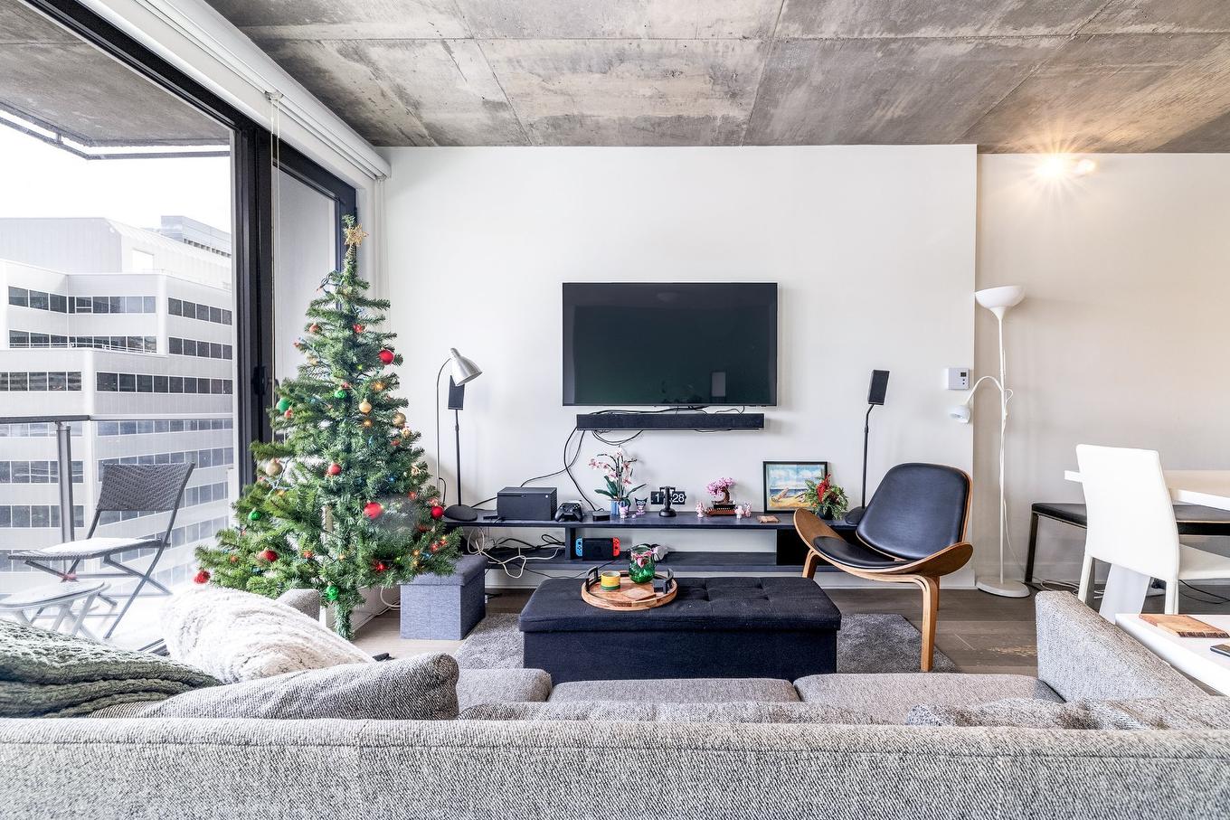 Salon - 907-1414 Rue Chomedey, Montréal (Ville-Marie), QC - Indoor