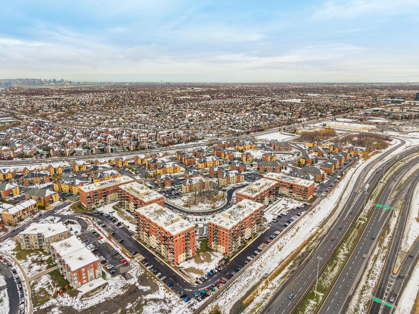 Aerial photo - 310-9175 Rue Lennon, Brossard, QC - Outdoor With View