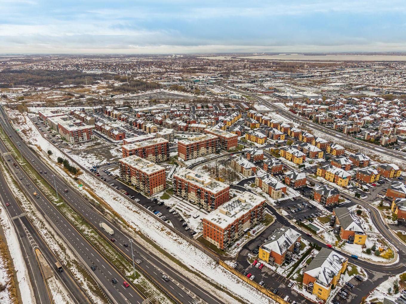 Aerial photo - 310-9175 Rue Lennon, Brossard, QC - Outdoor With View