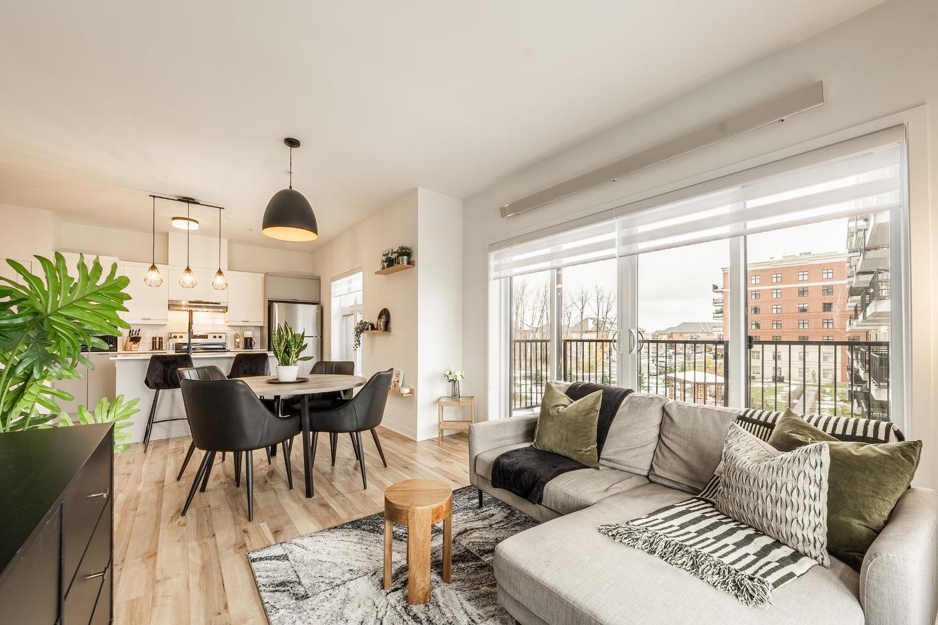 Overall view - 310-9175 Rue Lennon, Brossard, QC - Indoor Photo Showing Living Room