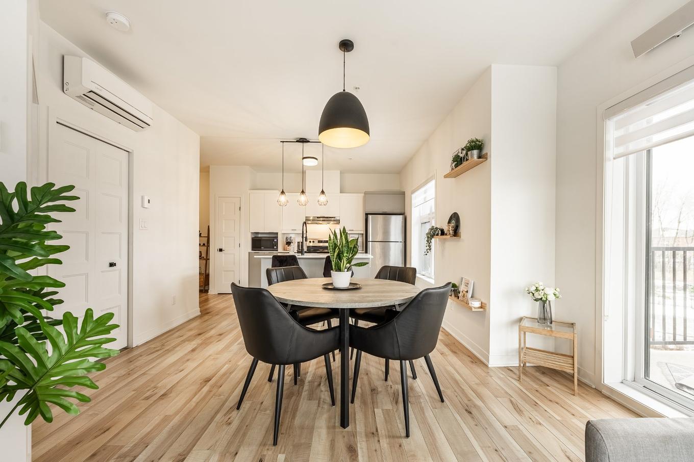 Dining room - 310-9175 Rue Lennon, Brossard, QC - Indoor Photo Showing Dining Room