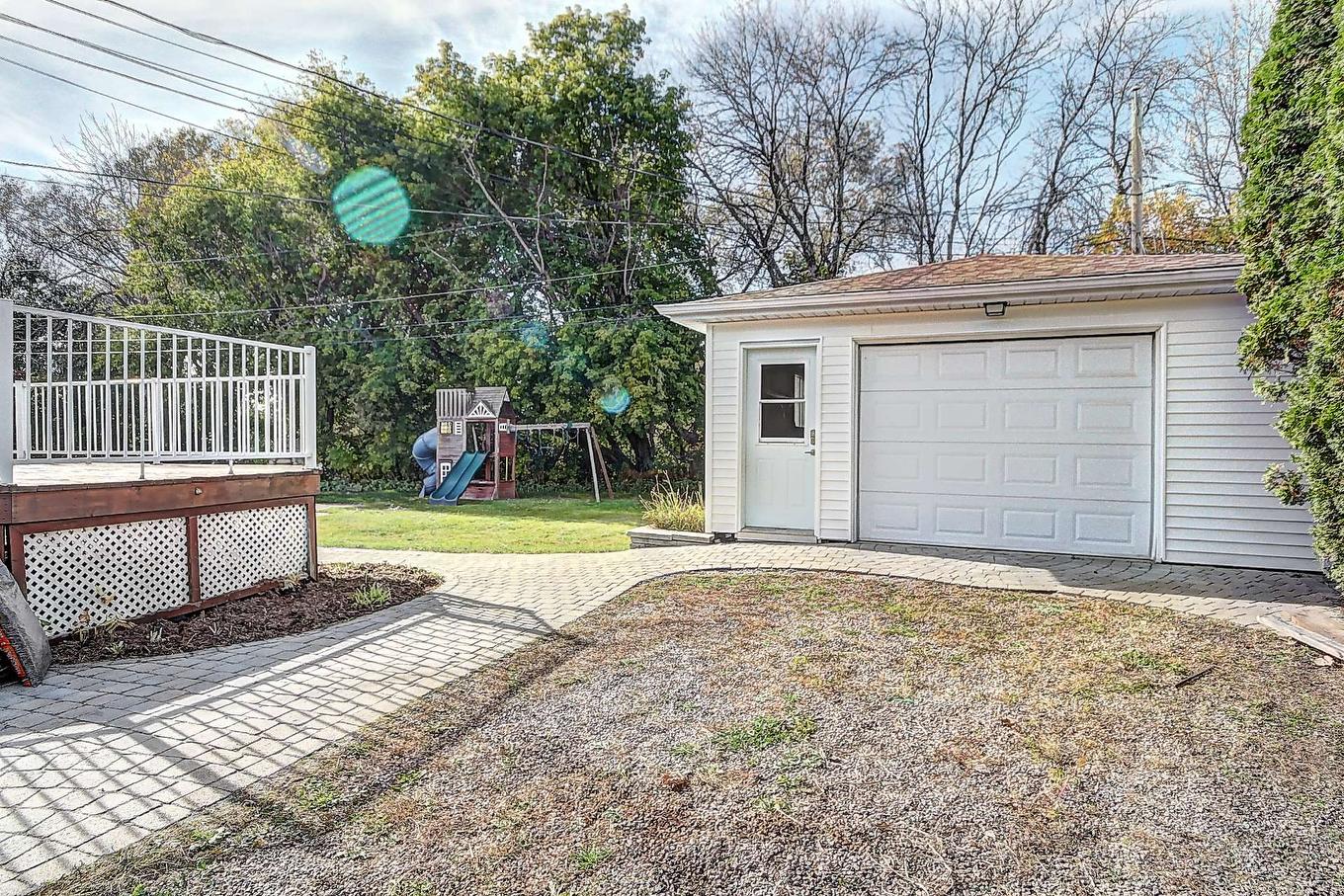 Garage - 1671 - 1675 Rue Pépin, Québec (Les Rivières), QC - Outdoor