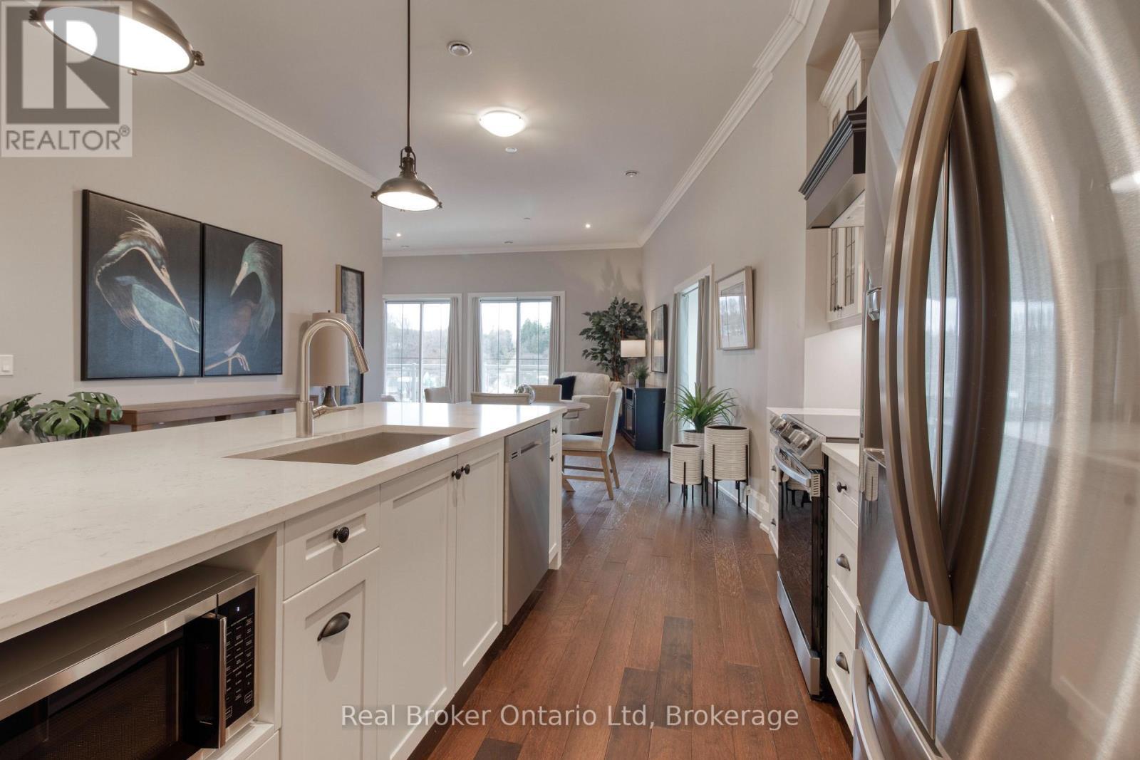 603 - 80 9Th Street E, Owen Sound, ON - Indoor Photo Showing Kitchen With Upgraded Kitchen