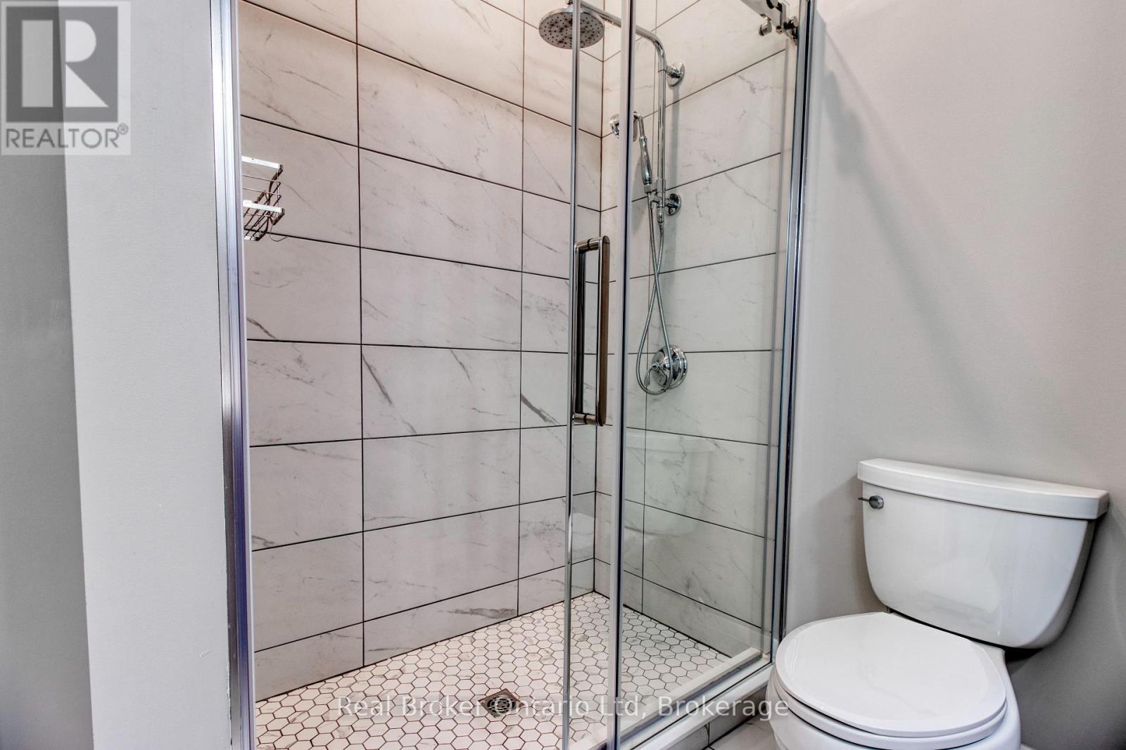 603 - 80 9Th Street E, Owen Sound, ON - Indoor Photo Showing Bathroom