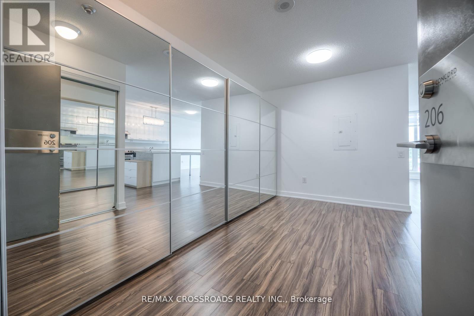 206 - 15 Singer Court, Toronto, ON - Indoor Photo Showing Other Room