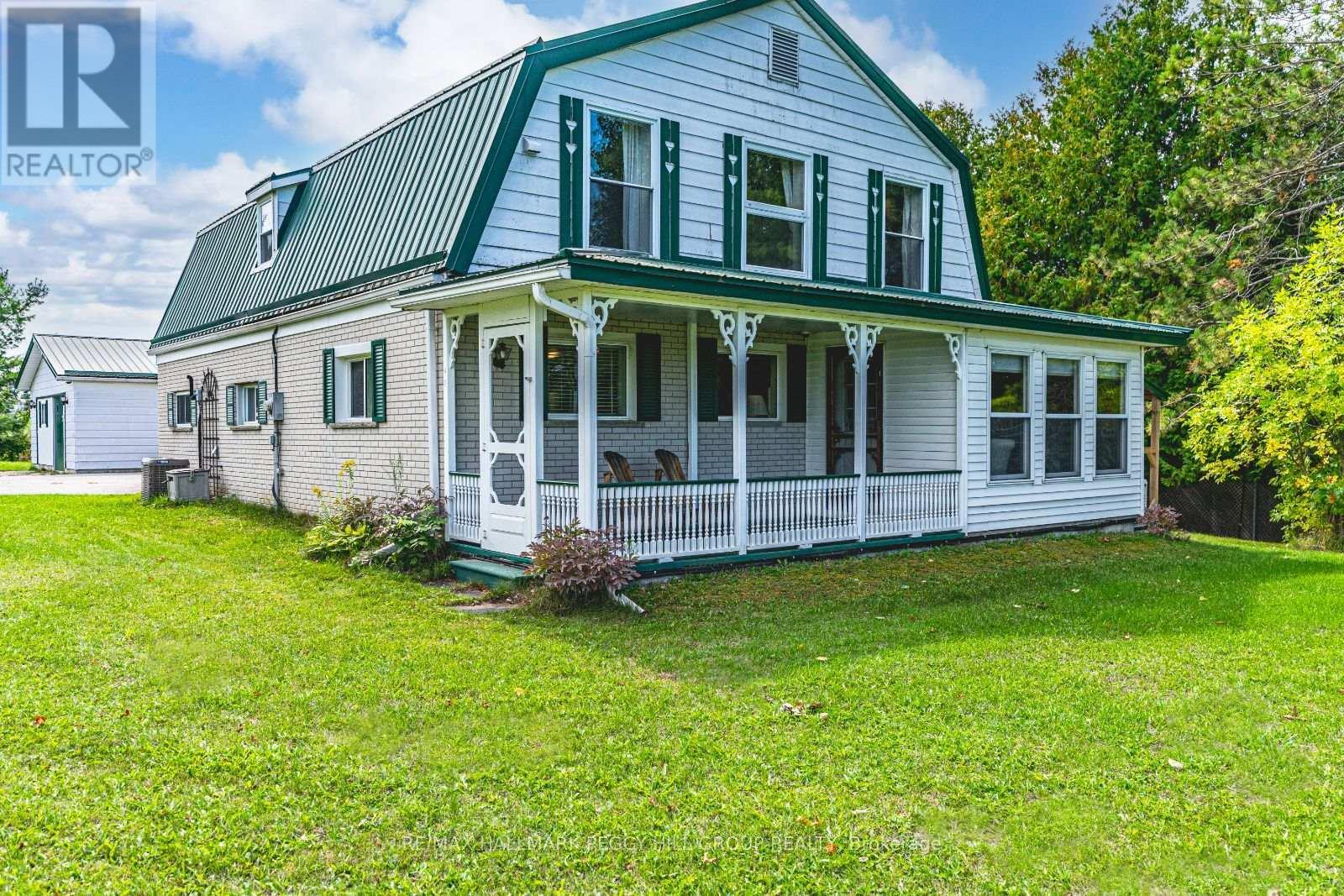 8064 9Th Line, Essa, ON - Outdoor With Deck Patio Veranda