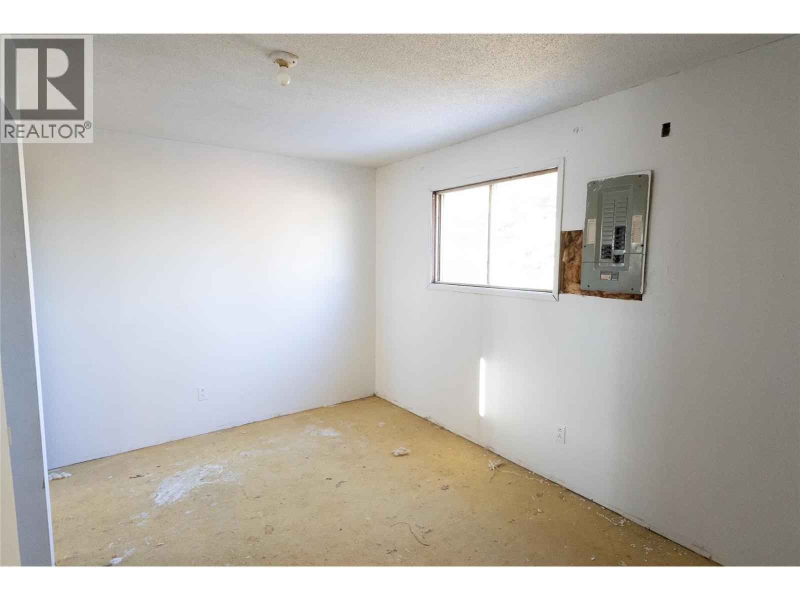 404 99 Avenue, Dawson Creek, BC - Indoor Photo Showing Other Room