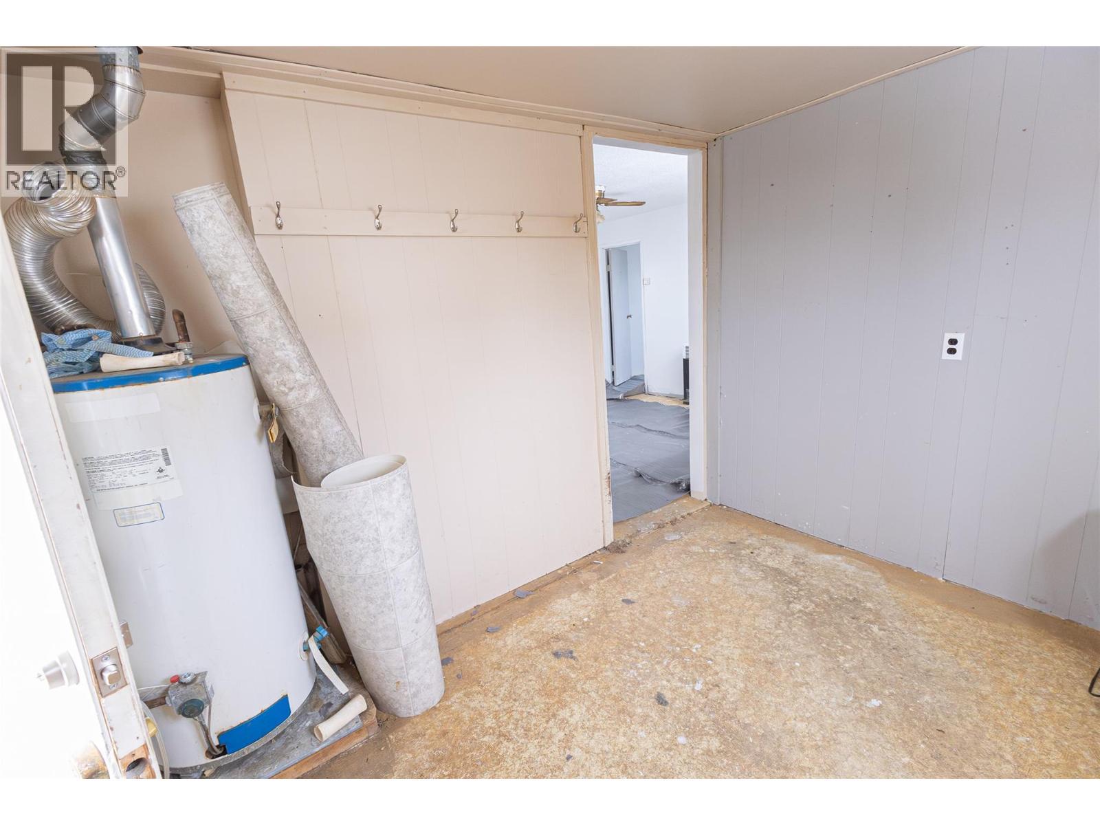 404 99 Avenue, Dawson Creek, BC - Indoor Photo Showing Other Room