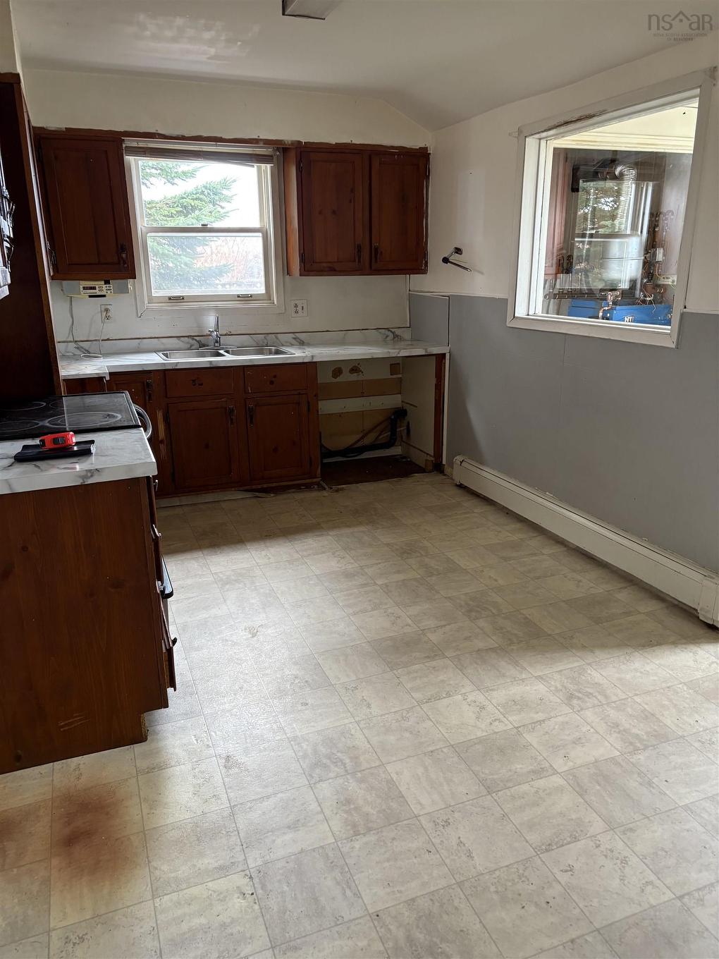 343 Ninth Street, New Waterford, NS