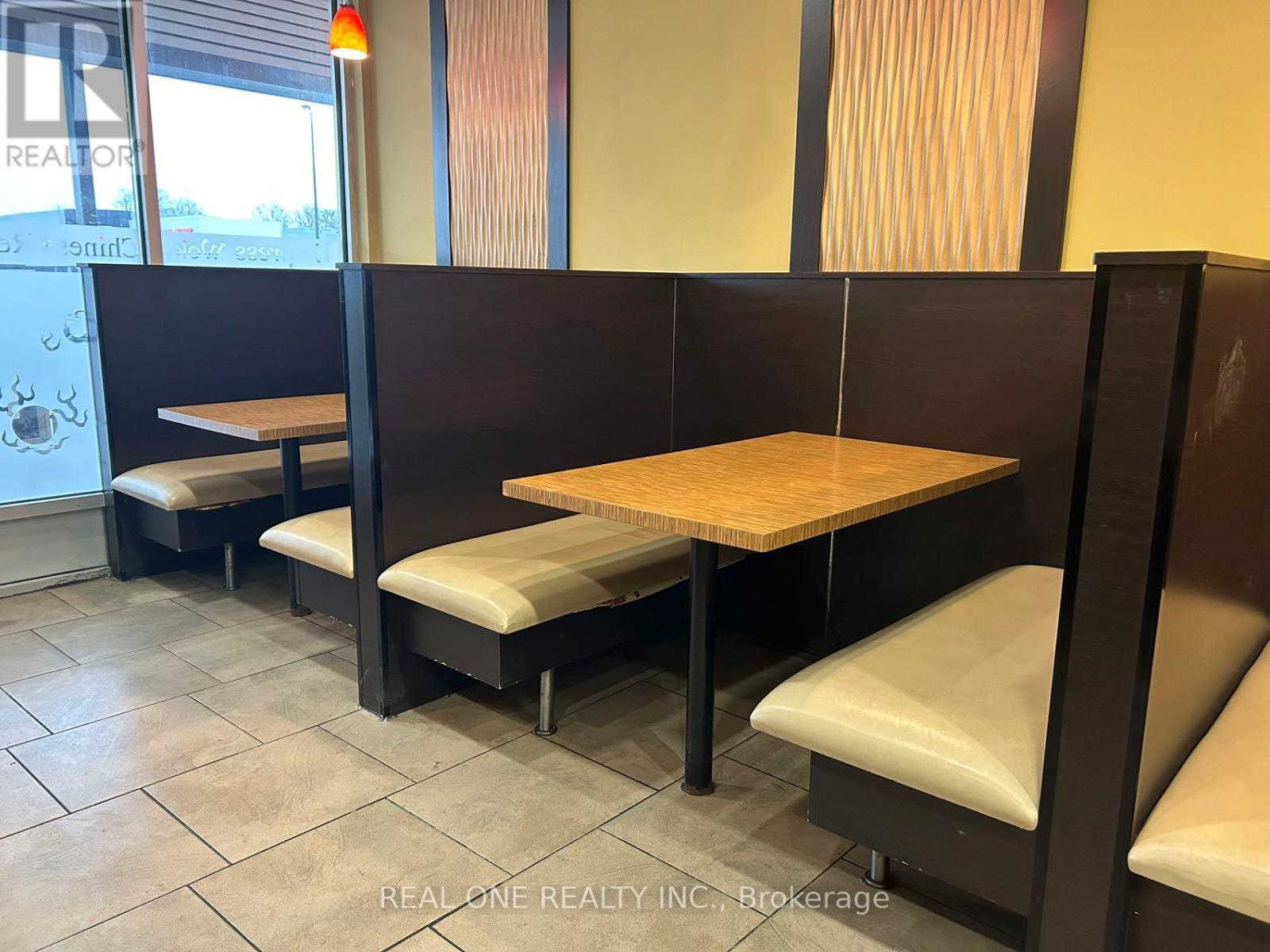 106 - 101 Osler Drive, Hamilton, ON