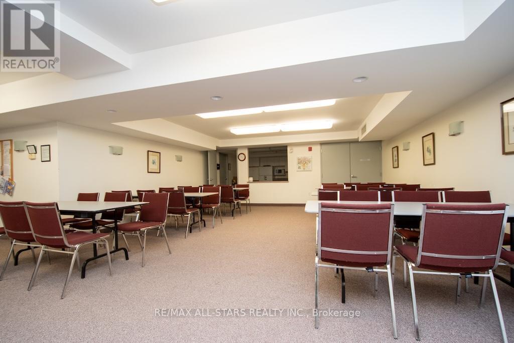 106 - 8 Huron Street, Kawartha Lakes (Lindsay), ON - Indoor