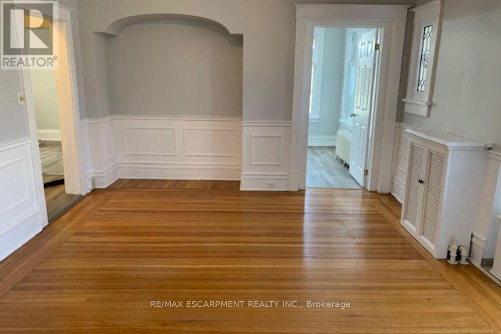 1 - 2 Undermount Avenue, Hamilton, ON - Indoor Photo Showing Other Room