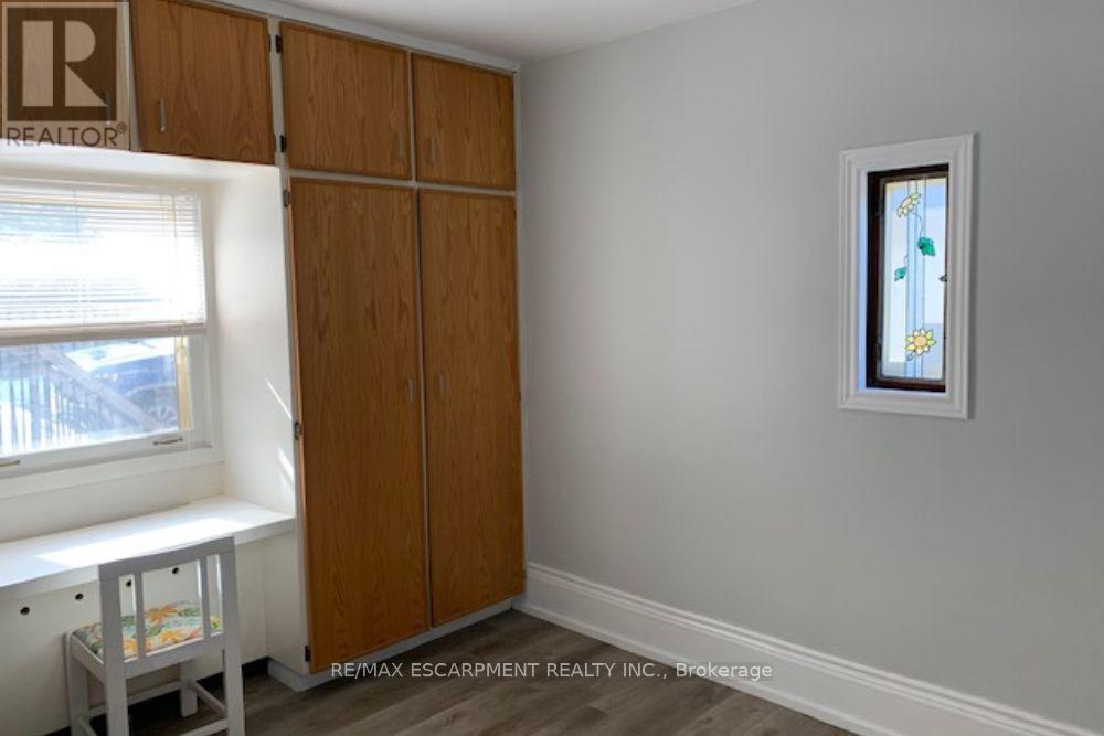 1 - 2 Undermount Avenue, Hamilton, ON - Indoor Photo Showing Other Room