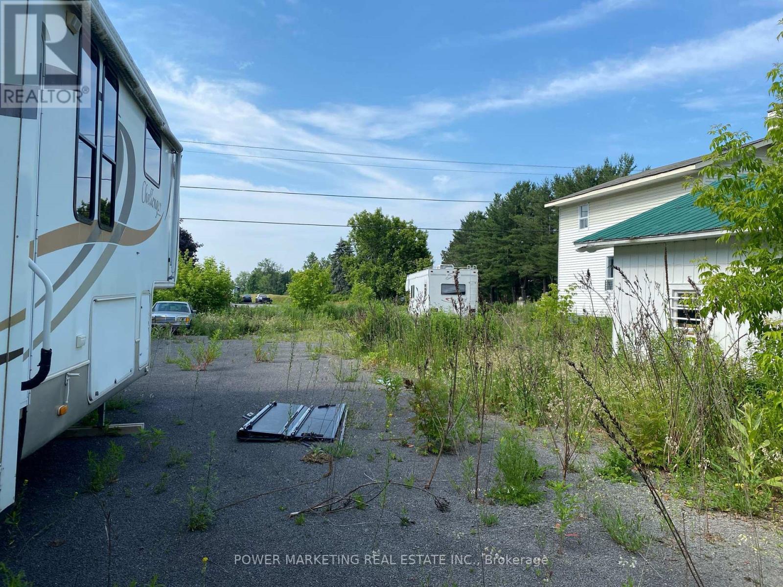 4075 Navan Road, Ottawa, ON - Outdoor