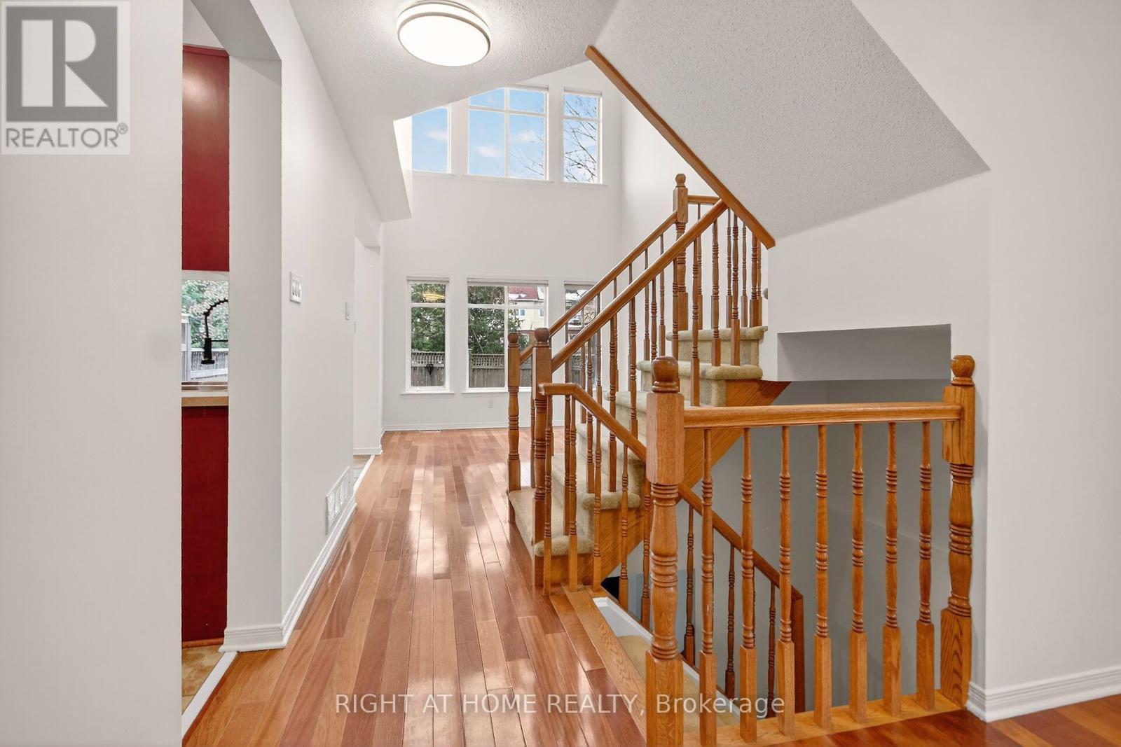 Dining & Kitchen - 302 Goldridge Drive, Ottawa, ON - Indoor Photo Showing Other Room