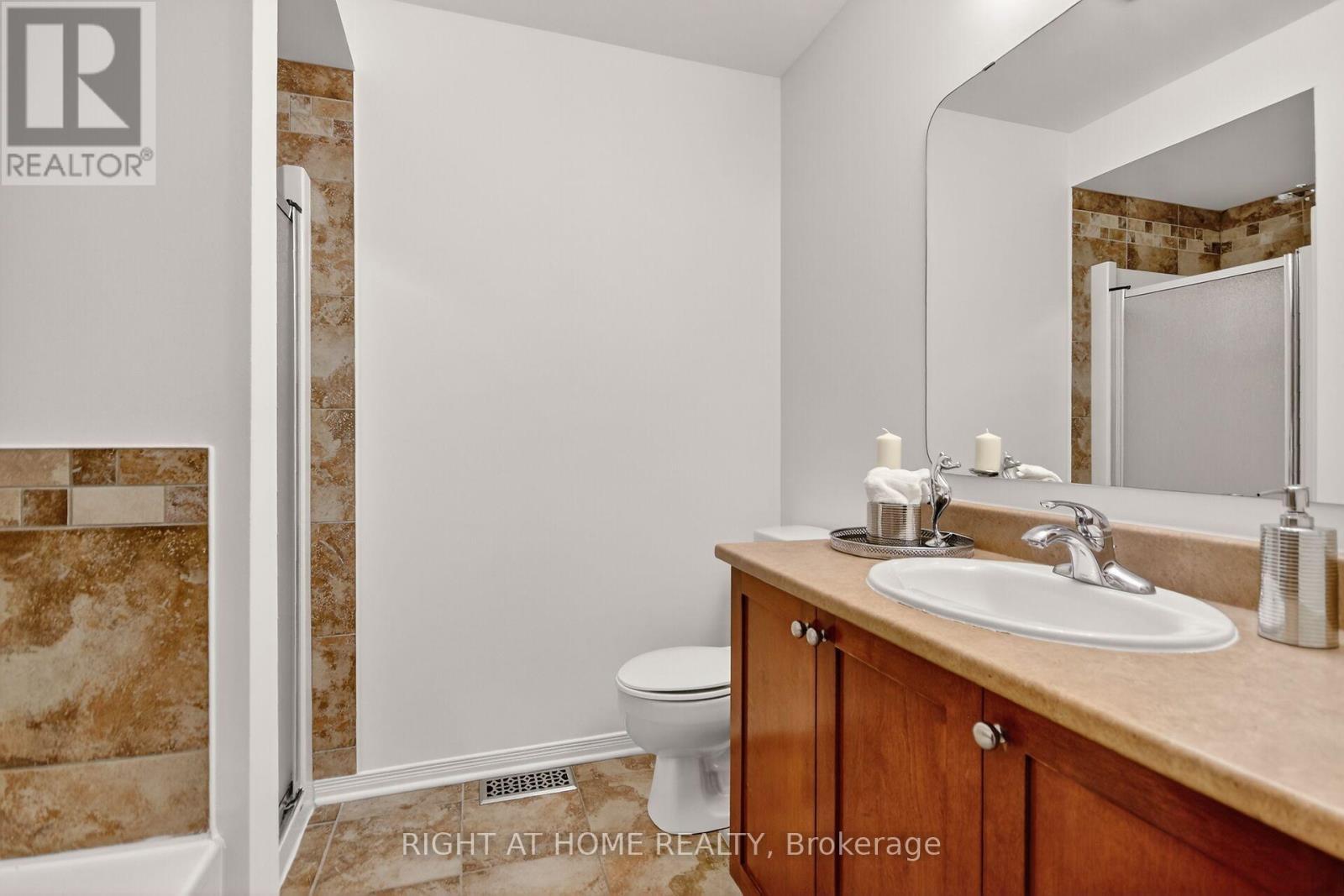 Ensuite - 302 Goldridge Drive, Ottawa, ON - Indoor Photo Showing Bathroom