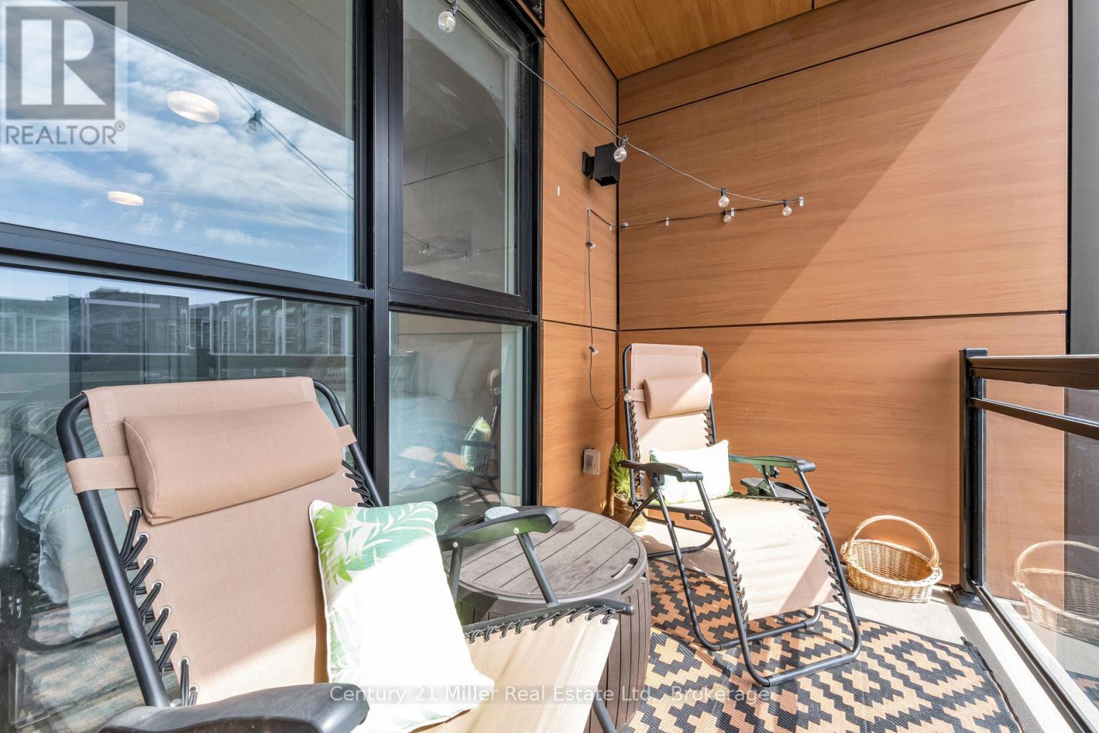 301 - 150 Sabina Drive, Oakville (Go Glenorchy), ON - Outdoor With Exterior